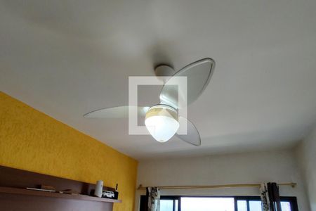 Sala de apartamento para alugar com 2 quartos, 70m² em Maracanã, Praia Grande