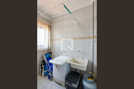 Área de Serviço de apartamento para alugar com 2 quartos, 70m² em Maracanã, Praia Grande