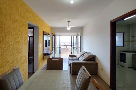 Sala de apartamento para alugar com 2 quartos, 70m² em Maracanã, Praia Grande