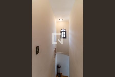 Escada de casa à venda com 3 quartos, 200m² em Vila da Saúde, São Paulo