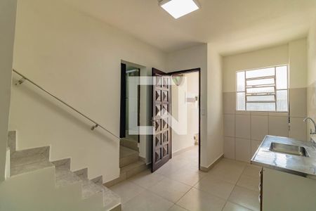 Sala/Cozinha de casa para alugar com 1 quarto, 60m² em Vila Fachini, São Paulo