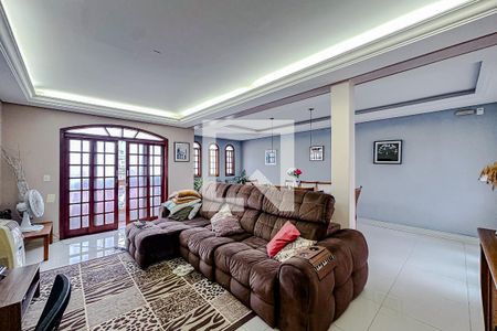 Sala de apartamento à venda com 3 quartos, 180m² em Vila Bertioga, São Paulo