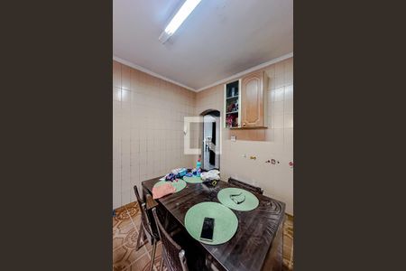 Cozinha (Casa 2) de apartamento à venda com 3 quartos, 180m² em Vila Bertioga, São Paulo