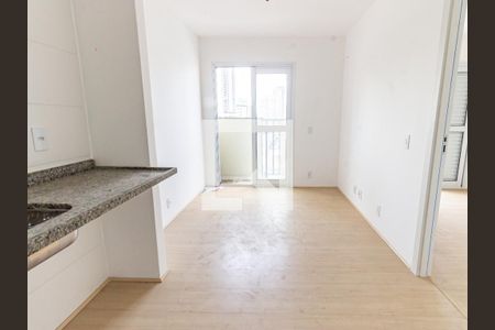 Sala/Cozinha de apartamento para alugar com 1 quarto, 27m² em Mooca, São Paulo