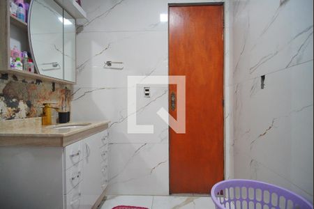 Banheiro de casa à venda com 3 quartos, 90m² em Santo Afonso, Novo Hamburgo
