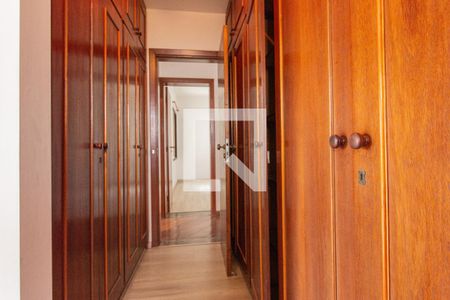 Suíte de apartamento à venda com 3 quartos, 247m² em Vila Mariana, São Paulo