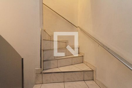 Escada de casa à venda com 4 quartos, 200m² em Vila Celeste, São Paulo