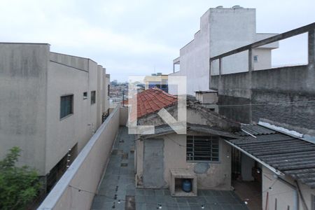 Vista de casa à venda com 4 quartos, 200m² em Vila Celeste, São Paulo