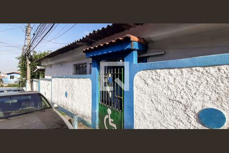 Fachada de casa à venda com 3 quartos, 224m² em Santo Antônio, Osasco