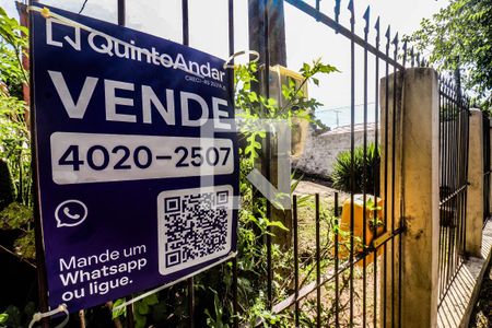 Plaquinha de casa à venda com 3 quartos, 300m² em Jardim Carvalho, Porto Alegre