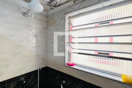 Banheiro de apartamento à venda com 2 quartos, 69m² em Jardim Vila Galvao, Guarulhos