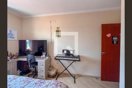 Quarto 2 de casa à venda com 3 quartos, 130m² em Vila Mangalot, São Paulo