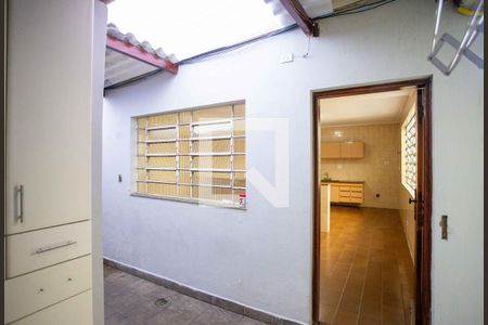 Área de Serviço de casa à venda com 3 quartos, 325m² em Centro, Diadema