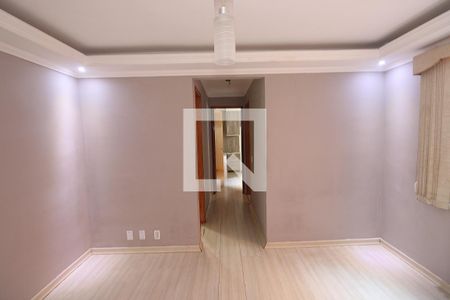 Corredor de apartamento para alugar com 2 quartos, 50m² em Cascadura, Rio de Janeiro