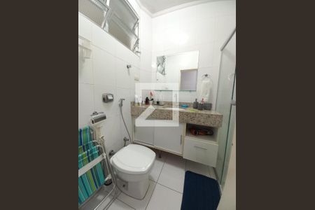Banheiro de apartamento para alugar com 1 quarto, 26m² em Itararé, São Vicente