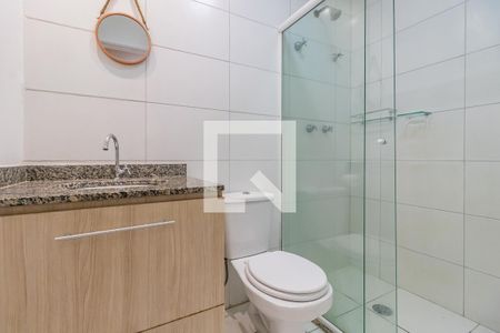 Banheiro Social de apartamento para alugar com 2 quartos, 68m² em Jardim Tupanci, Barueri