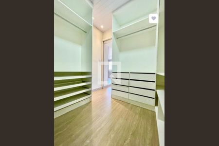 Closet de casa à venda com 3 quartos, 149m² em Cabral, Contagem