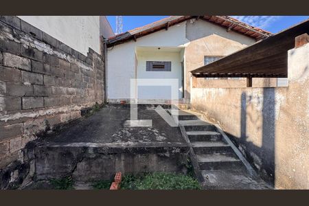 Fachada de casa à venda com 3 quartos, 243m² em Jardim dos Oliveiras, Campinas