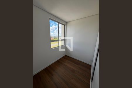 Quarto 2 de apartamento para alugar com 2 quartos, 32m² em Samambaia Norte (Samambaia), Brasília