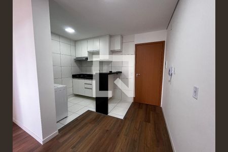Sala de apartamento para alugar com 2 quartos, 32m² em Samambaia Norte (Samambaia), Brasília