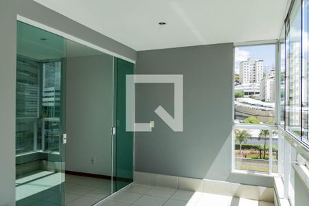 Varanda gourmet de apartamento para alugar com 3 quartos, 83m² em Buritis, Belo Horizonte