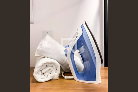 Banheiro de apartamento à venda com 1 quarto, 28m² em Pinheiros, São Paulo