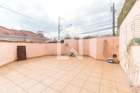 Quintal de casa para alugar com 4 quartos, 367m² em Biritiba, Poá