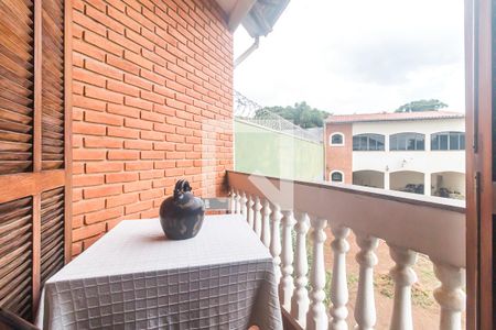 Sacada do Quarto 4 de casa para alugar com 4 quartos, 367m² em Biritiba, Poá