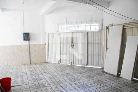 Quintal / Garagem de casa à venda com 4 quartos, 287m² em Jardim Figueira, Guarulhos