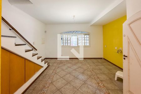 Sala de casa para alugar com 3 quartos, 170m² em Jardim da Gloria, São Paulo