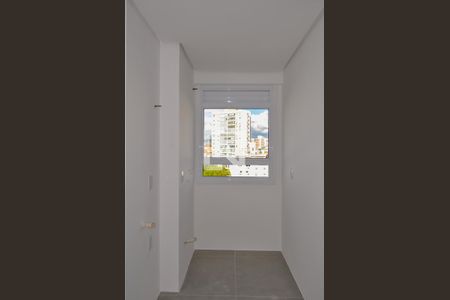 varanda de apartamento à venda com 1 quarto, 44m² em Menino Deus, Porto Alegre