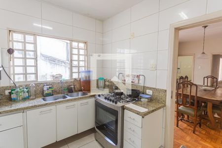 Cozinha de casa à venda com 5 quartos, 206m² em São Pedro, Belo Horizonte