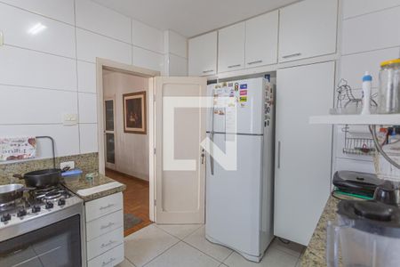 Cozinha de casa à venda com 5 quartos, 206m² em São Pedro, Belo Horizonte