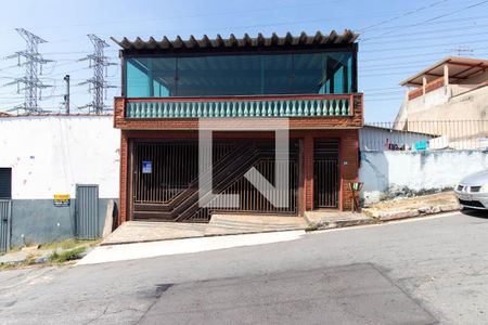 Fachada de casa à venda com 3 quartos, 440m² em Vila Medeiros, São Paulo