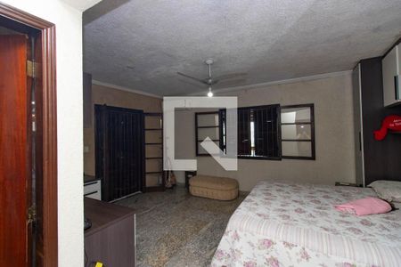 Suíte de casa à venda com 3 quartos, 440m² em Vila Medeiros, São Paulo