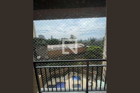 Foto 04 de apartamento à venda com 3 quartos, 76m² em Jardim Tupanci, Barueri