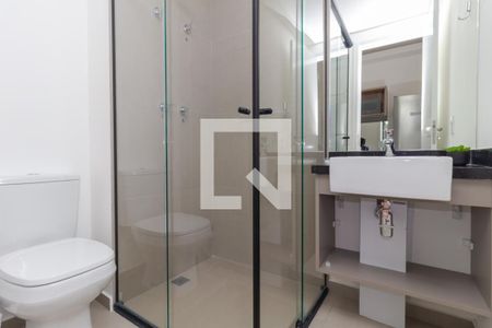 Banheiro de kitnet/studio para alugar com 1 quarto, 20m² em Paraíso, São Paulo