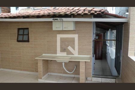 Casa à venda com 3 quartos, 200m² em Jardim Guairaca, São Paulo