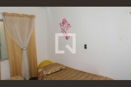 Casa à venda com 3 quartos, 200m² em Jardim Guairaca, São Paulo