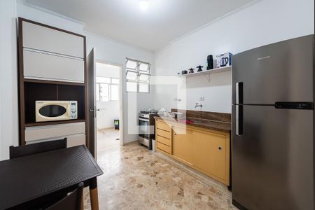 Cozinha de apartamento para alugar com 1 quarto, 60m² em Gonzaga, Santos