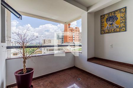 Varanda de apartamento para alugar com 2 quartos, 100m² em Cerqueira César, São Paulo