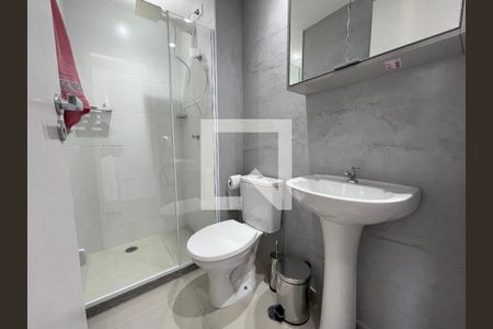 Banheiro de apartamento para alugar com 2 quartos, 38m² em Vila Butantã, São Paulo