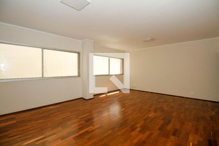 Sala  de apartamento à venda com 3 quartos, 224m² em Cerqueira César, São Paulo
