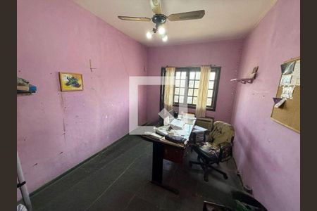 Casa à venda com 5 quartos, 250m² em Engenho do Mato, Niterói