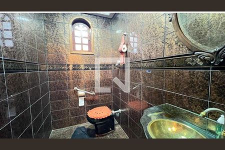 Casa à venda com 5 quartos, 350m² em Itaipu, Niterói