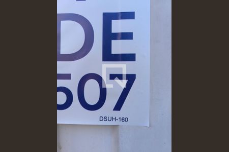 Plaquinha de casa à venda com 3 quartos, 101m² em Santa Branca, Belo Horizonte