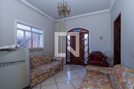Sala de casa à venda com 3 quartos, 101m² em Santa Branca, Belo Horizonte