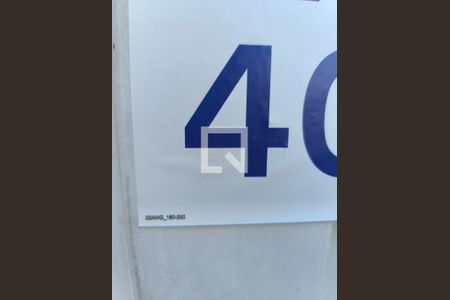 Plaquinha de casa à venda com 3 quartos, 101m² em Santa Branca, Belo Horizonte