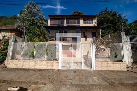 Fachada de casa para alugar com 4 quartos, 451m² em Nonoai, Porto Alegre