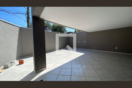 Garagem de casa para alugar com 2 quartos, 130m² em Jardim Santo Alberto, Santo André